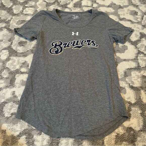 Milwaukee Brewers Under Armour Women’s T-Shirt Small - Picture 1 of 3